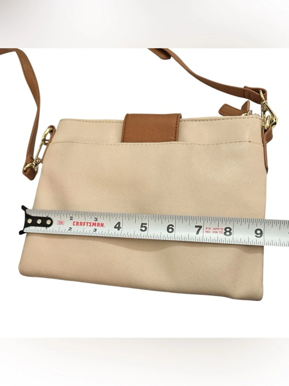LIZ CLAIBORNE Crossbody Wallet Purse Beige Tan Colorblock Organizer Bag